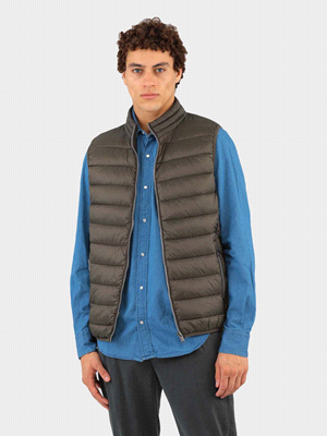 GILET SMANICATO BASICO