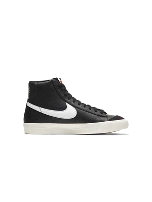 BLAZER MID 