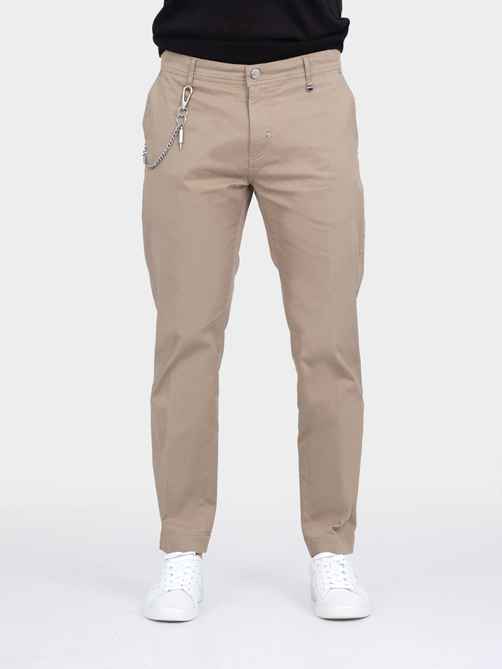 PANTALONE CHINO CROPPED OLIVER CON CATENA 